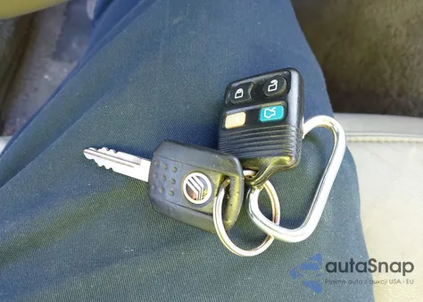 2003 Mercury Grand Marquis Ls z USA, uszkodzony, nr VIN 2MEFM75W93X670848